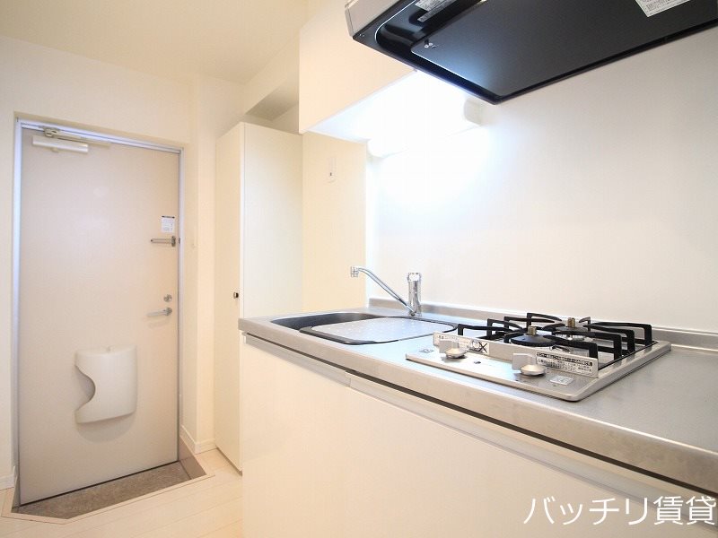 キッチン　同型タイプの為、現状を優先いたします。