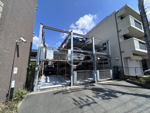 駐車場　RIDGE江坂　駐車場