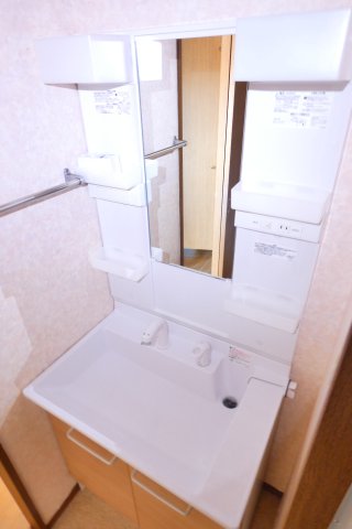 洗面設備　忙しい朝に便利なシャンプードレッサー