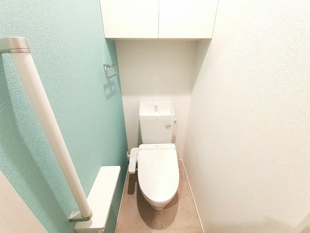 トイレ　清潔感のあるトイレです
