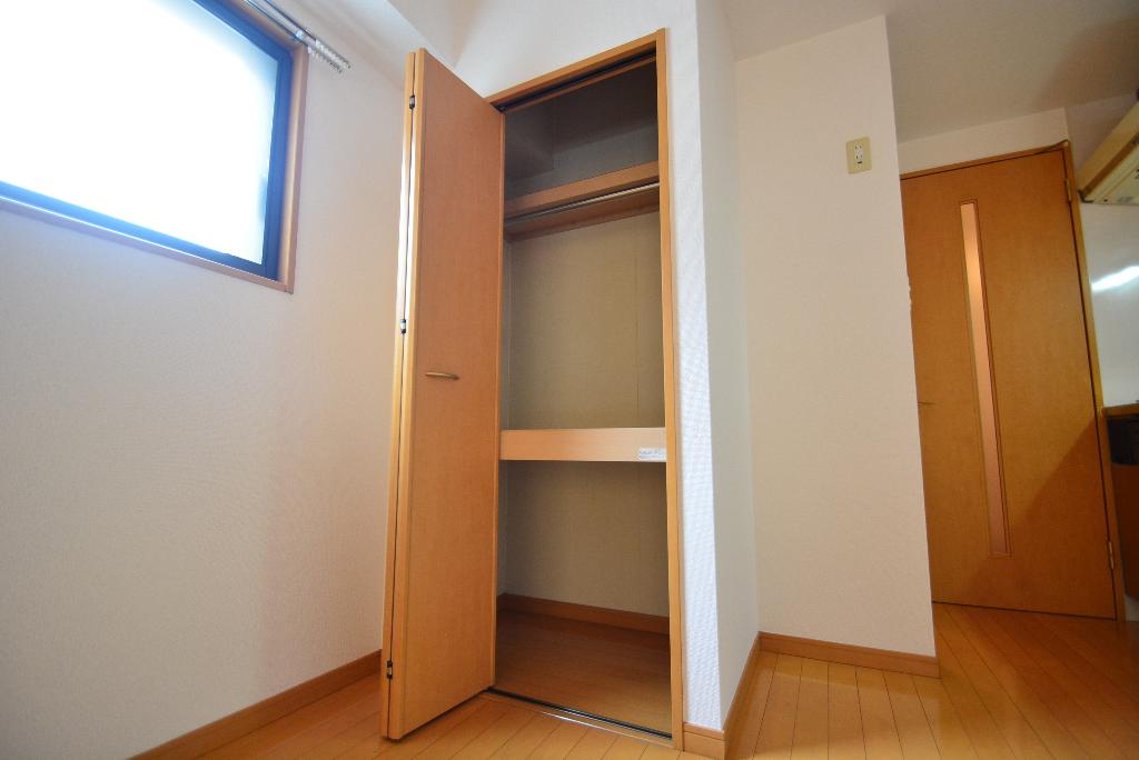 収納　クローゼット