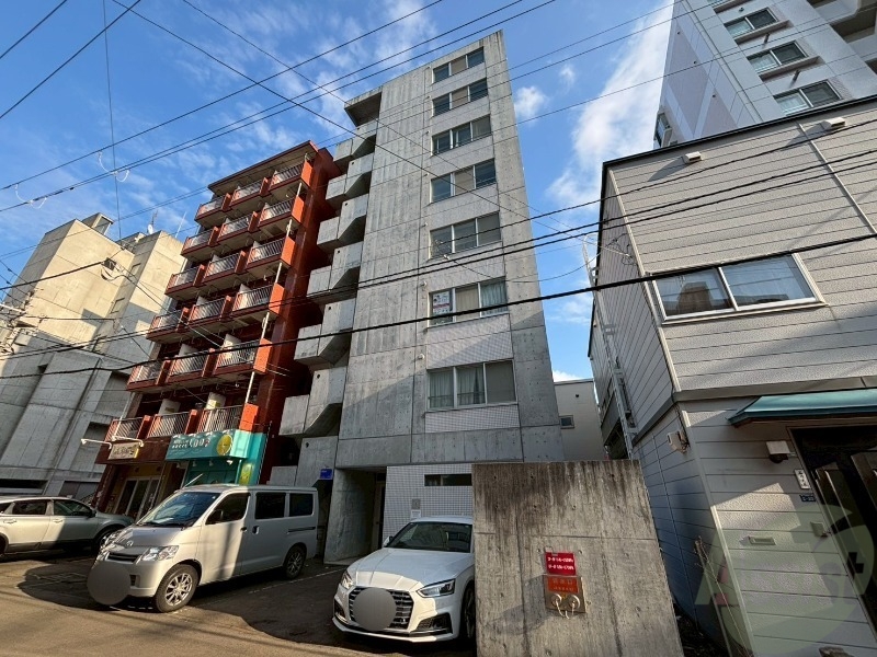 建物外観　札幌市中央区南一条西「Ｐａｌａｚｚｏ裏参道」