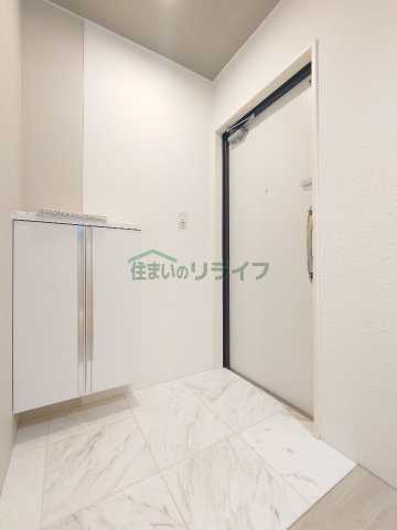 玄関　アヴァンタージュ中野WEST