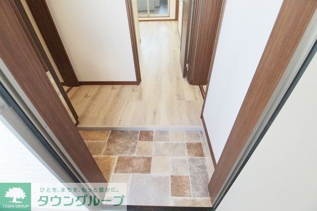 玄関　お問合せはタウンハウジングまで！※現地待合わせ相談可能