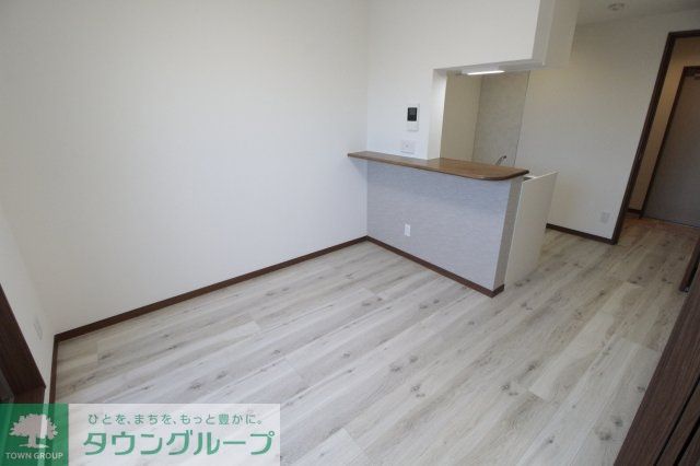 居室・リビング　お問合せはタウンハウジングまで！※現地待合わせ相談可能