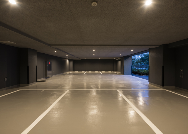 駐車場　駐車場
