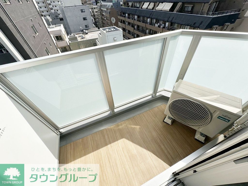 バルコニー　バルコニー