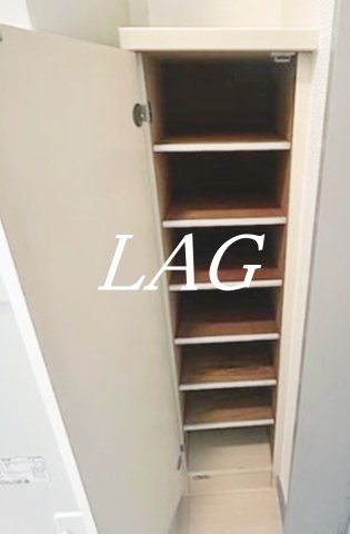 玄関　玄関です。