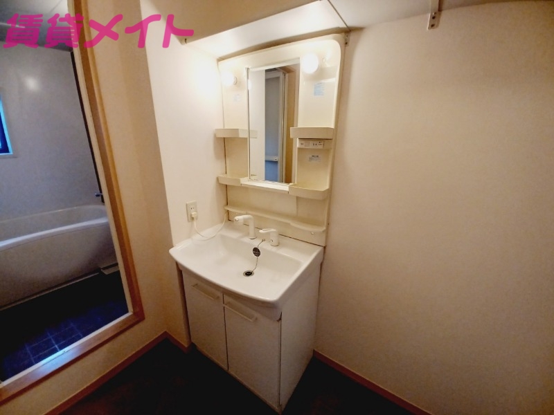 洗面設備　同物件別部屋参考