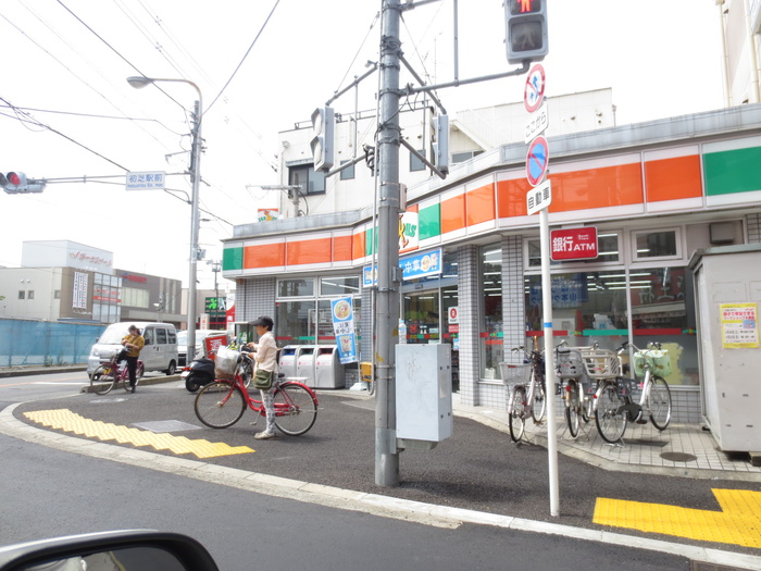 コンビニ　サンクス（コンビニ）まで127m
