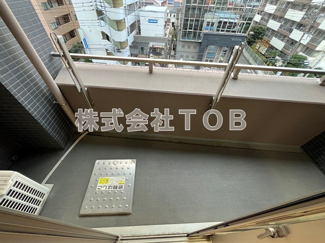 バルコニー　※クリーニング中の写真