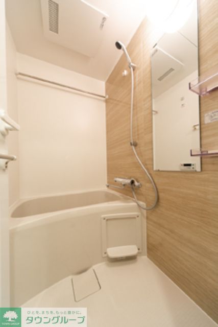 バス・シャワールーム　※写真は同タイプ住戸です。