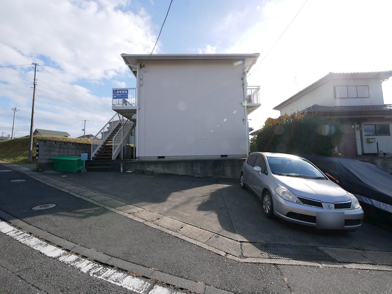 駐車場　敷地内駐車場