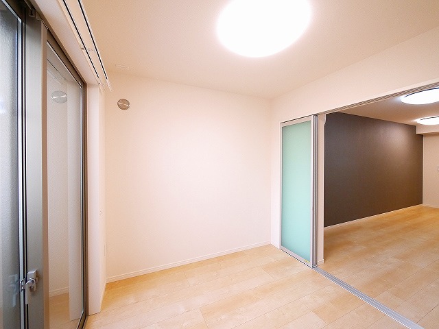 その他部屋・スペース　使い勝手のいい寝室です