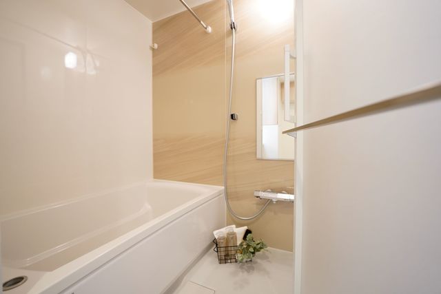 バス・シャワールーム　※写真は同タイプ住戸です。