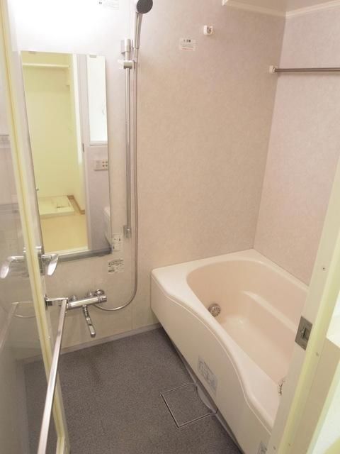 バス・シャワールーム　お部屋探しは株式会社　タウンハウジング　までお気軽にお問合…