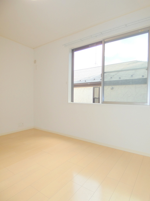 その他部屋・スペース　★明るいフローリングのお部屋★