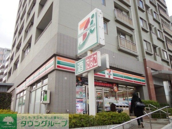 コンビニ　セブンイレブン（コンビニ）まで260m