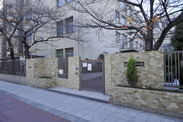 小学校　大阪市立森之宮小学校（小学校）まで371m