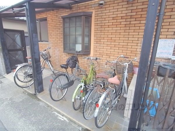 駐車場　駐輪場