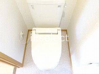 トイレ　清潔感のあるトイレです