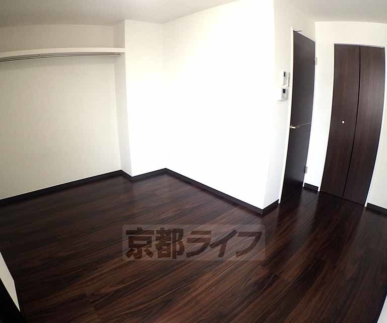 居室・リビング　フローリングで綺麗なお部屋です