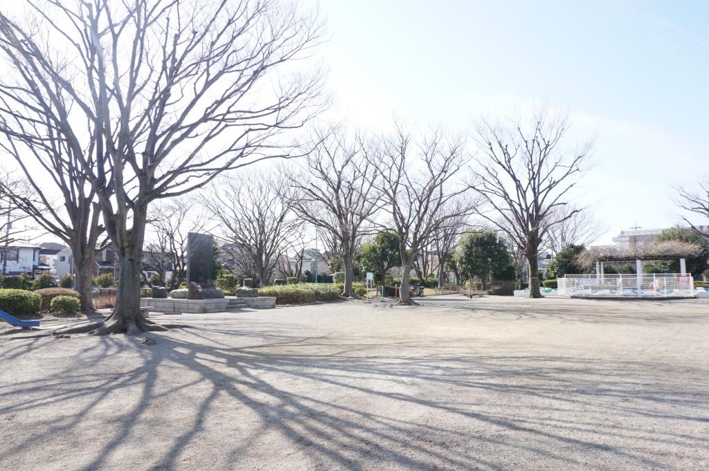 公園　戸塚南公園（公園）まで717m