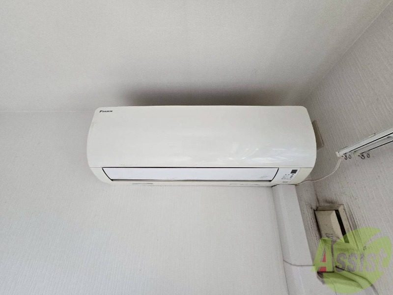 その他設備　ピカピカのエアコンが付いていました。寒暖対策ばっちり。