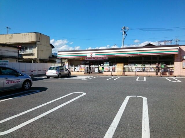 コンビニ　セブンイレブン 篠ノ井布施高田店（コンビニ）まで781m