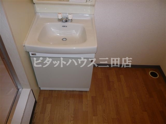 洗面設備　室内洗濯機☆