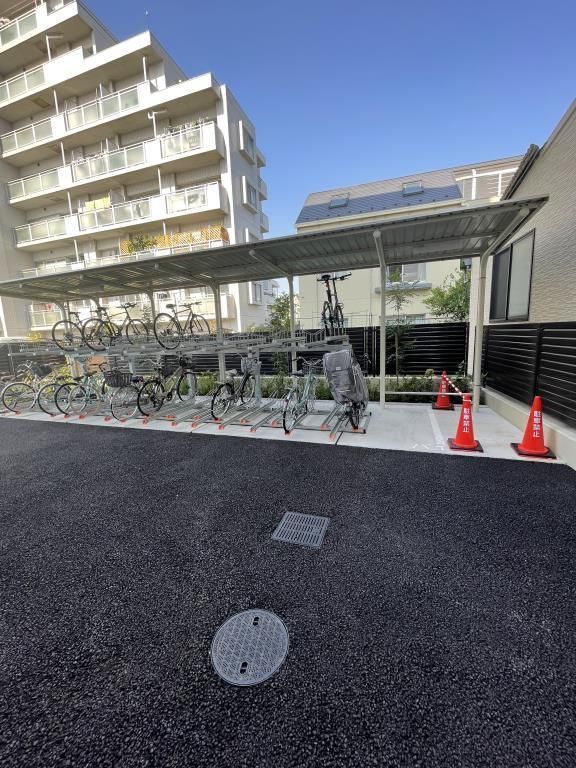 駐車場　駐輪場