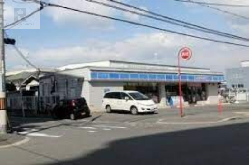 コンビニ　ローソン東大阪稲田新町2丁目店（コンビニ）まで829m