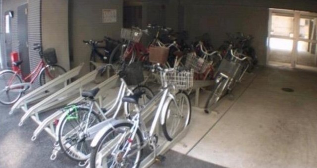 駐車場　駐輪場
