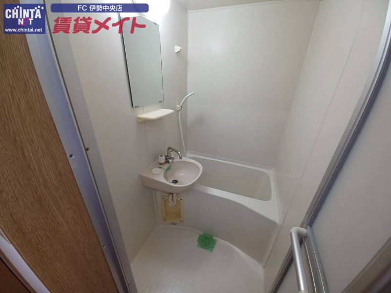 バス・シャワールーム　同物件別室画像