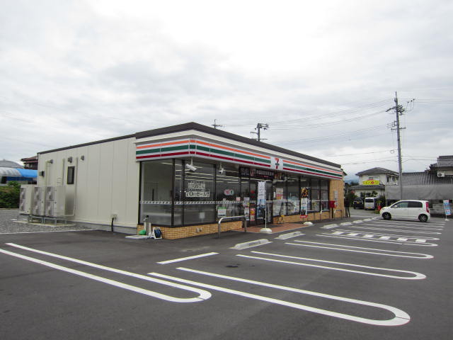 コンビニ　セブンイレブン 飯田上郷黒田店（コンビニ）まで732m