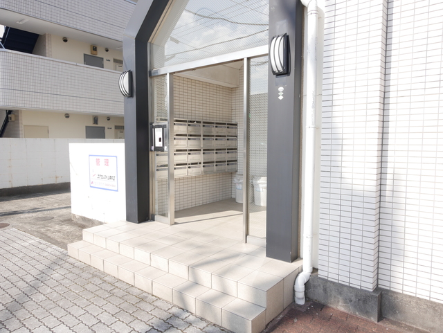 エントランス　★エントランスの写真です★