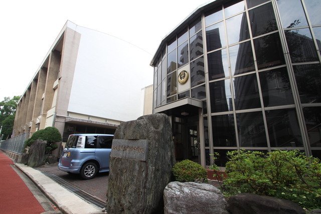 中学校　名古屋市立前津中学校（中学校）まで1800m