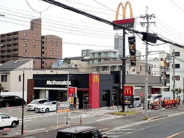 飲食店　マクドナルド２号線大久保店（飲食店）まで250m