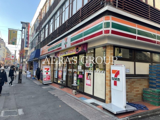 コンビニ　セブン-イレブン 巣鴨地蔵通り店（コンビニ）まで206m