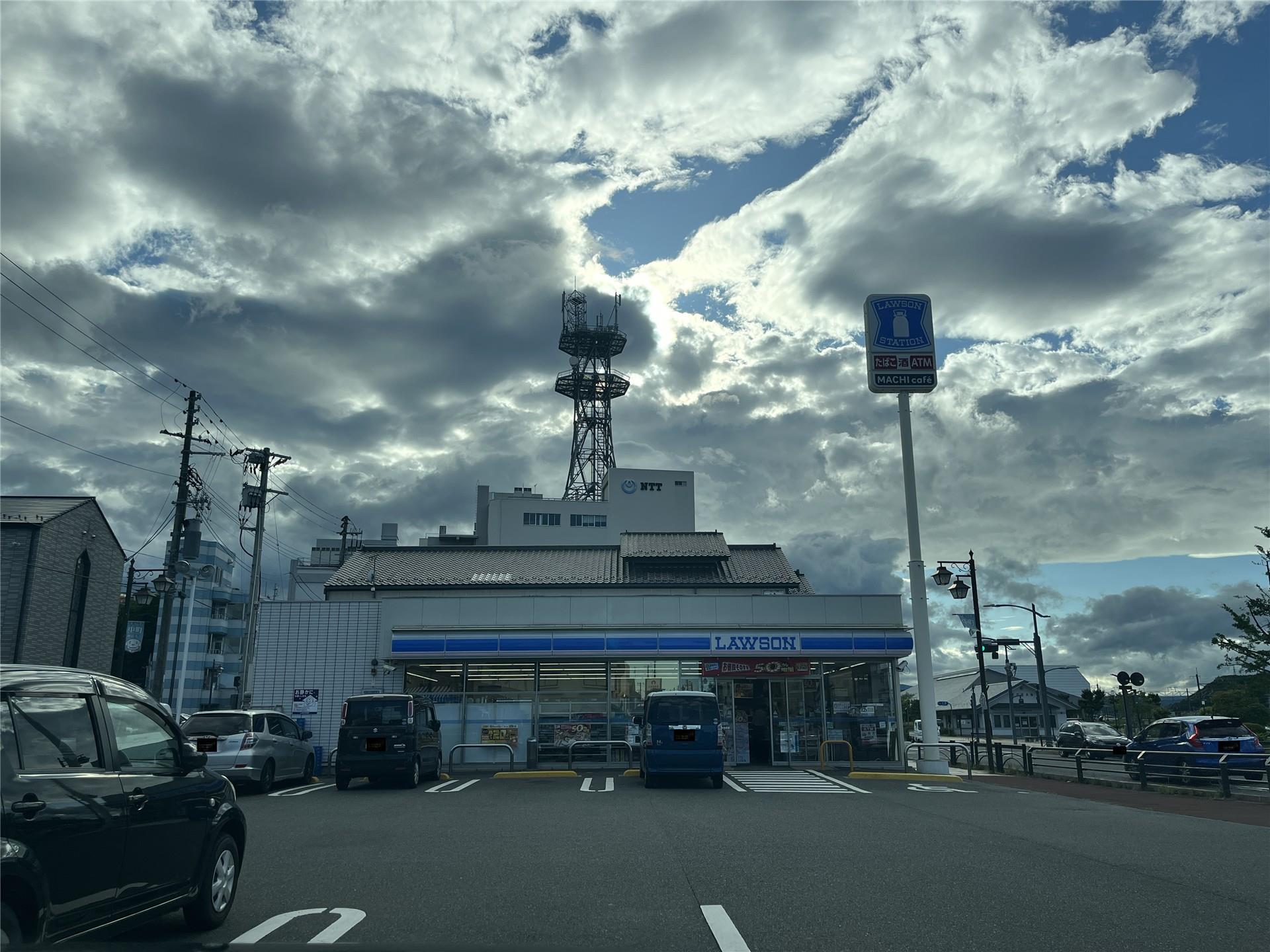 コンビニ　ローソン白河駅前大手町店（コンビニ）まで341m