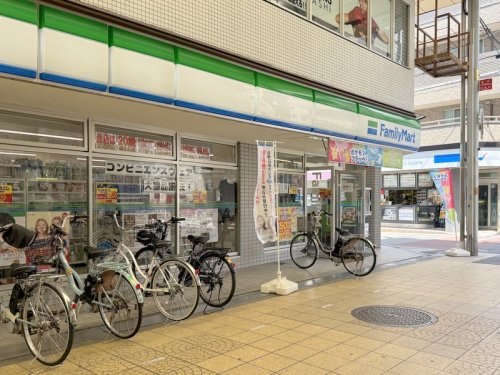 コンビニ　ファミリーマート 京橋店（コンビニ）まで277m