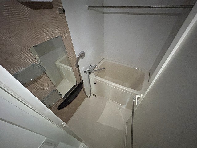 バス・シャワールーム　参考写真。