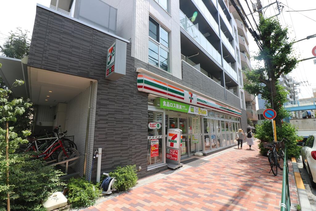 コンビニ　セブンイレブン世田谷上馬5丁目店（コンビニ）まで130m