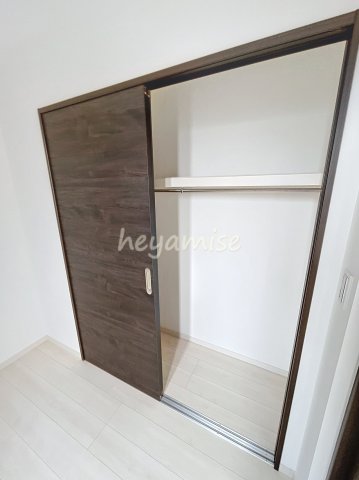 収納　※同系型の写真になります。