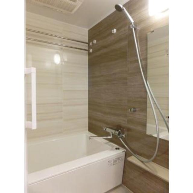 バス・シャワールーム　※写真は同タイプ住戸です。