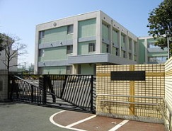 高校・高専　東京都立井草高等学校（高校・高専）まで150m