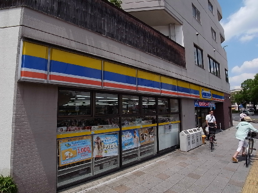 コンビニ　ミニストップ 神宮西駅前店（コンビニ）まで450m