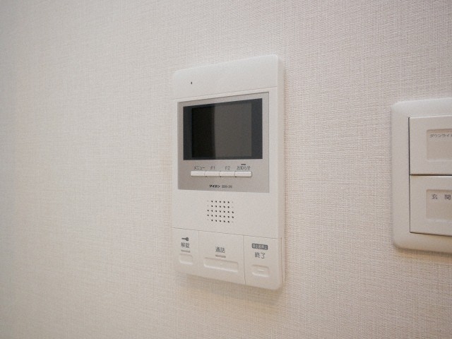 セキュリティ　防犯面に配慮したＴＶモニターホン付きです！