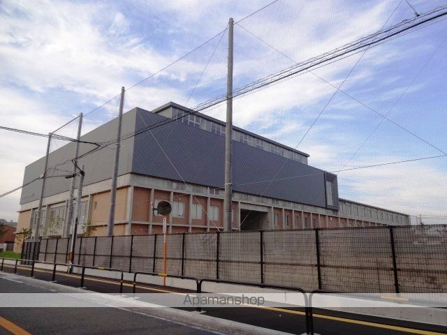 中学校　守口市立中学校樟風中学校（中学校）まで2243m