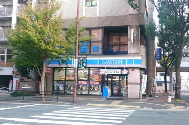 コンビニ　ローソン 福岡高宮三丁目店（コンビニ）まで608m